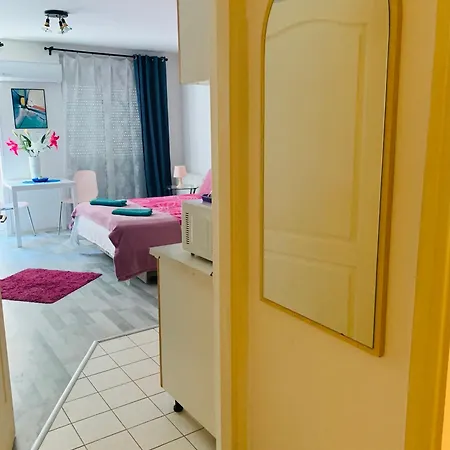 Onyx Apartment With Free Private Garage + Ac Budapest Exterior photo